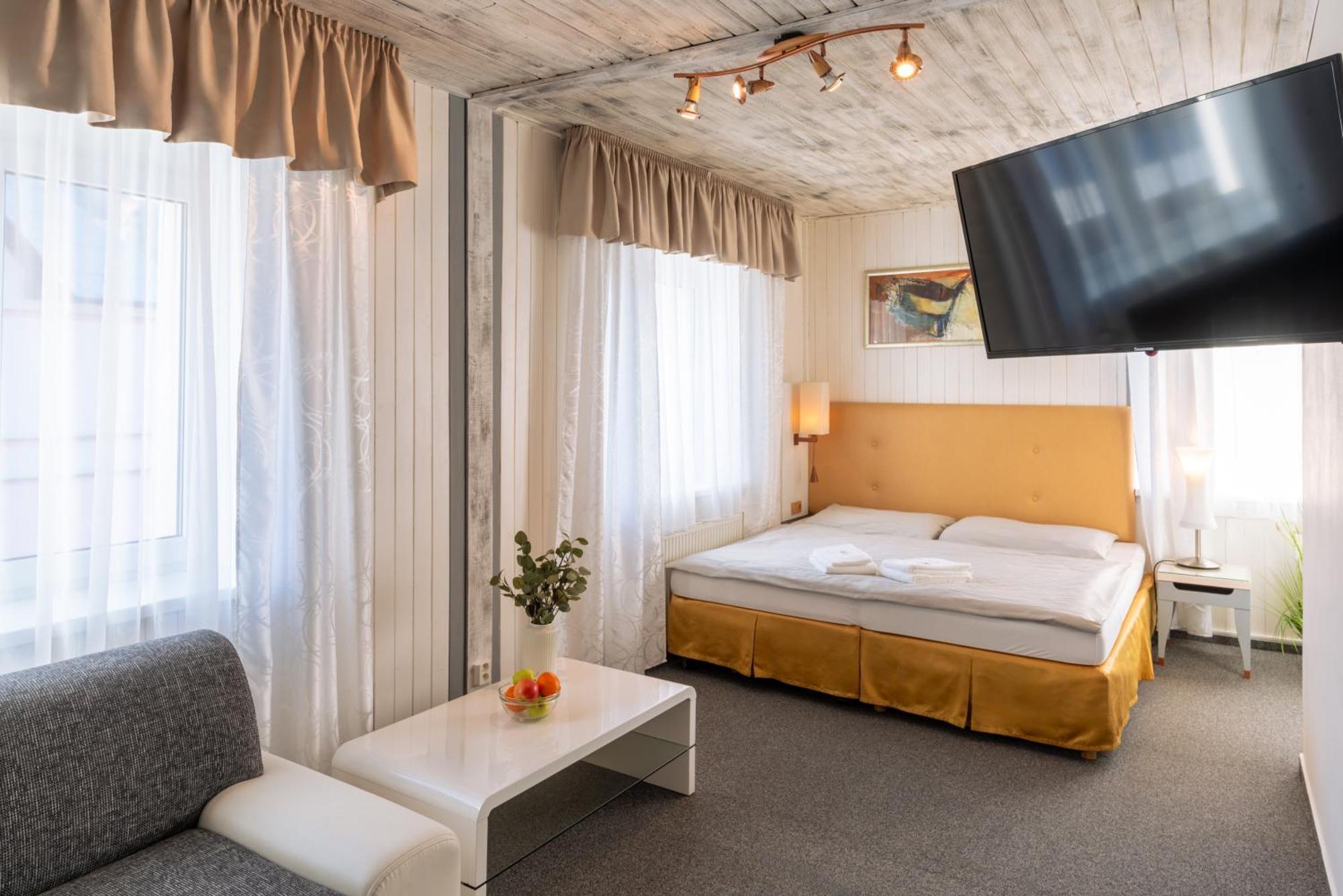 Hotel Schwarz Nové Hamry Εξωτερικό φωτογραφία