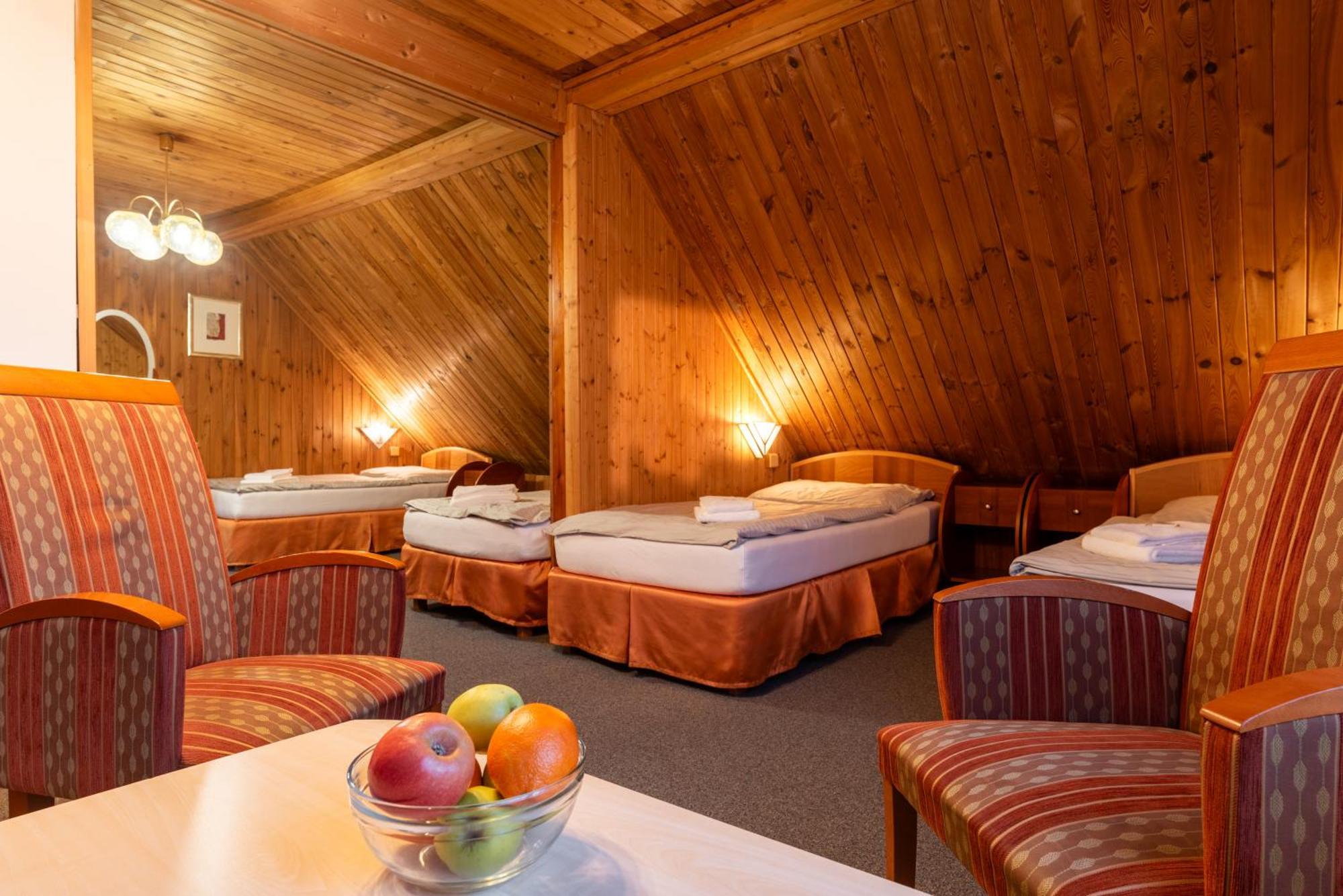 Hotel Schwarz Nové Hamry Εξωτερικό φωτογραφία
