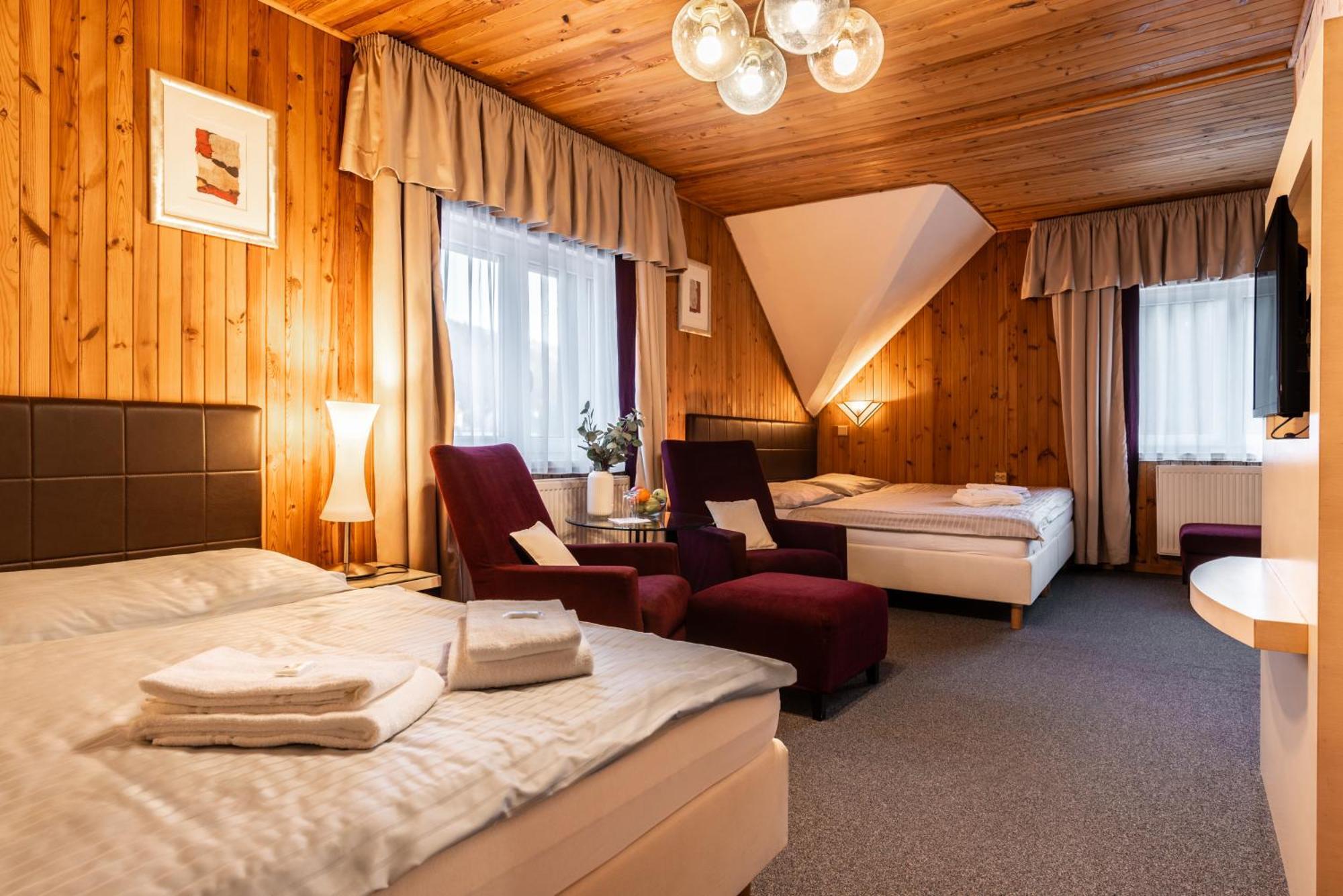 Hotel Schwarz Nové Hamry Εξωτερικό φωτογραφία